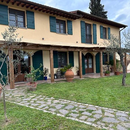 شقة Holiday House Cuordinatura Montopoli in Val dʼArno المظهر الخارجي الصورة
