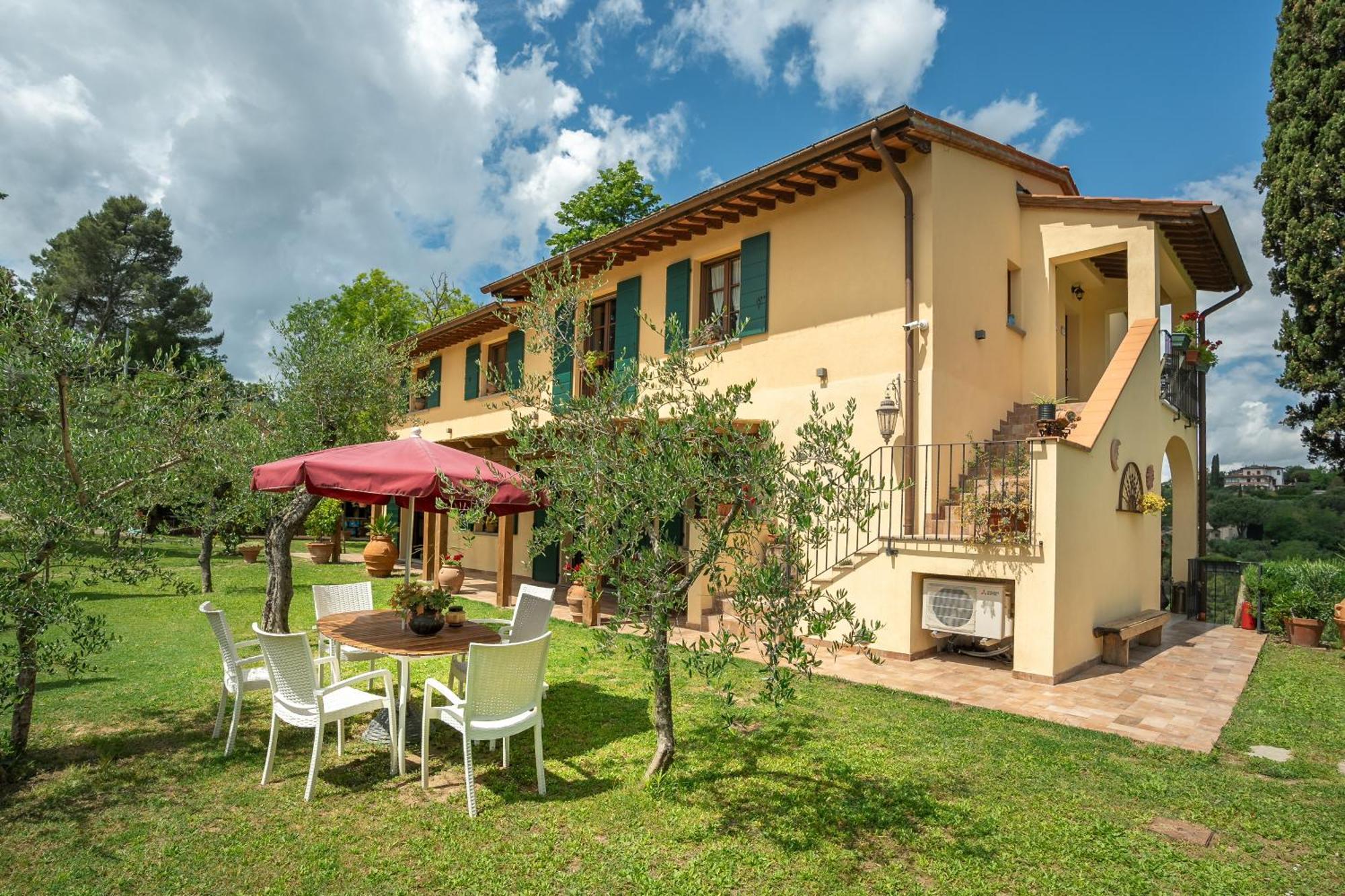 شقة Holiday House Cuordinatura Montopoli in Val dʼArno المظهر الخارجي الصورة