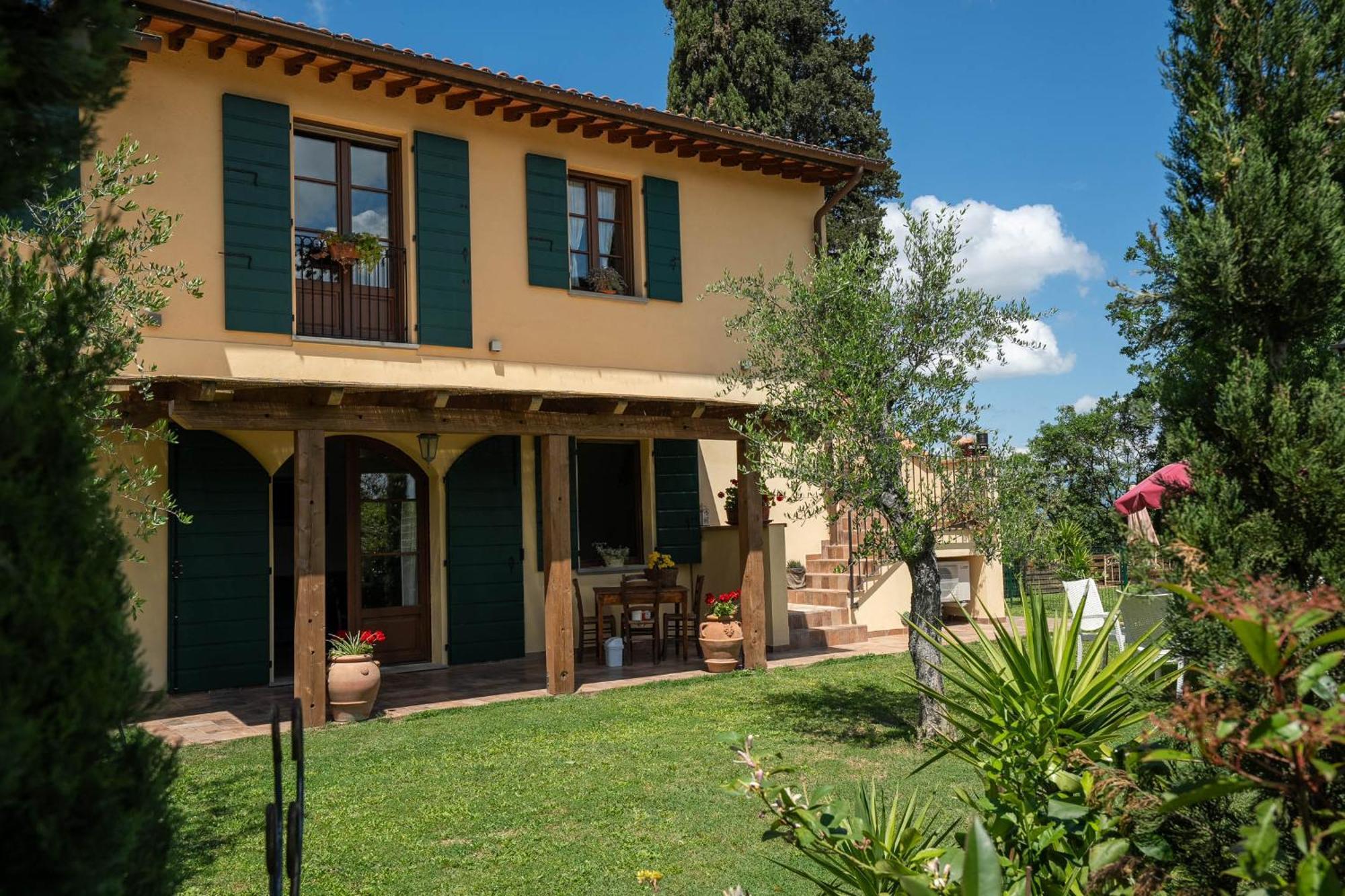 شقة Holiday House Cuordinatura Montopoli in Val dʼArno المظهر الخارجي الصورة